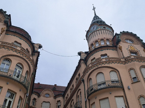 Black Hawk (Vulturul Negru) Palace Arcade-拉迪亚必去景点