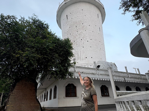 Ambuluwawa Tower-Gampola必去景点