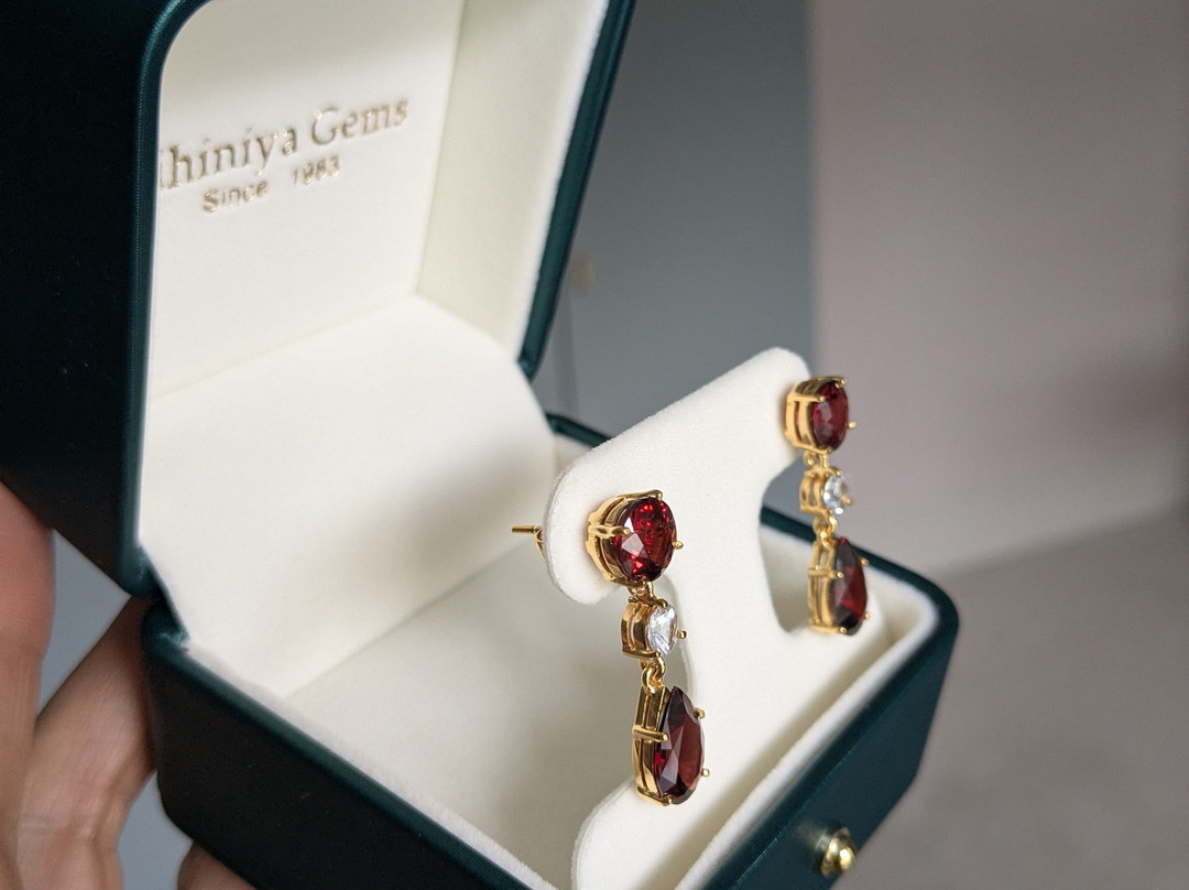 里尼亚珠宝-加勒必去景点