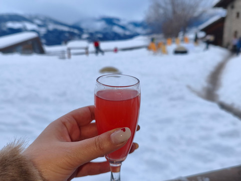 俱乐部艾斯皮拉2000主图