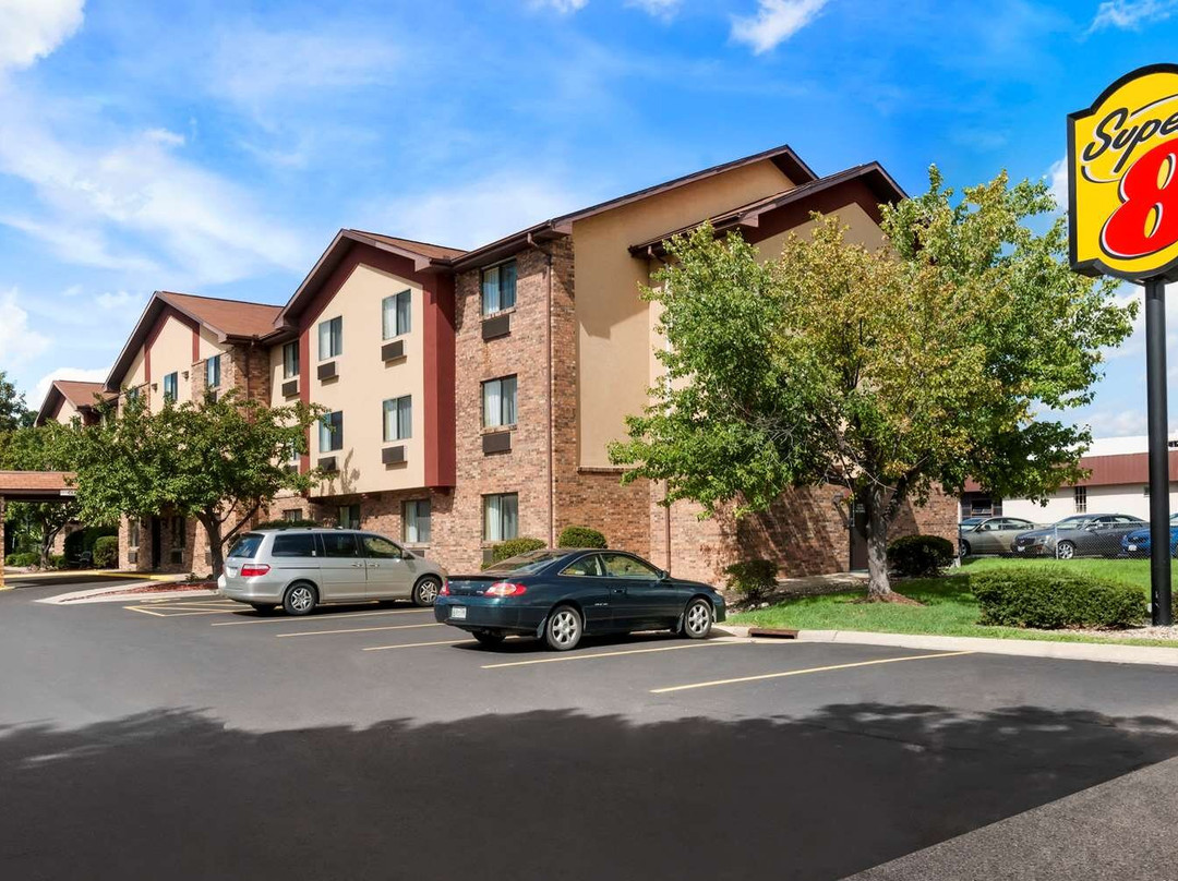 皮奥里亚东速8酒店