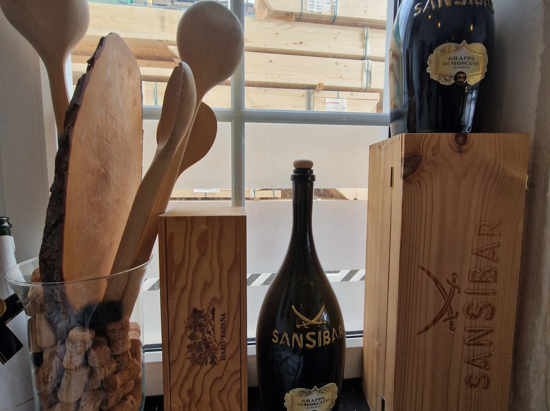 Prestige - Bar Cafe Lounge主图