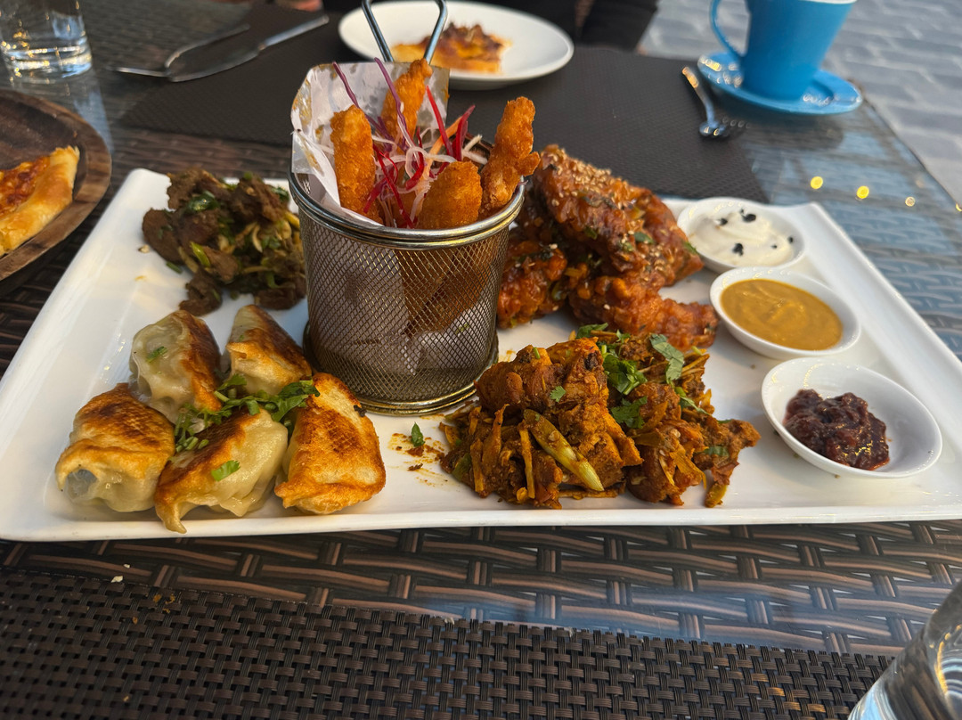 斯来楚利酒店主图