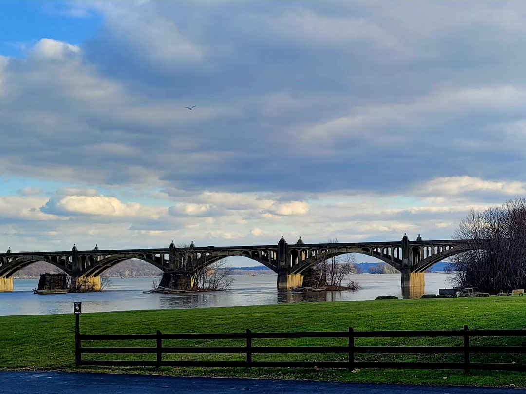 Veterans Memorial Bridge-Wrightsville必去景点