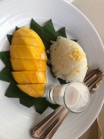 芭堤雅皇家克里夫豪华酒店主图