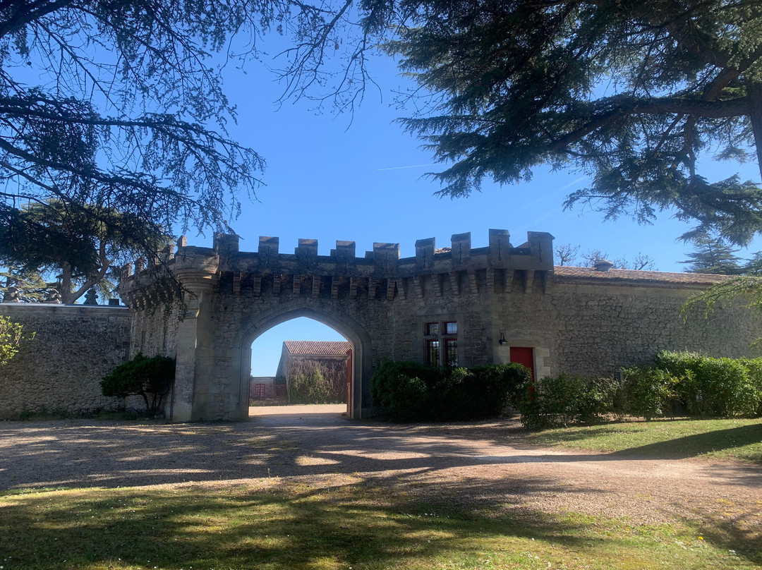 Château de Pressac-Saint-Etienne-De-Lisse必去景点