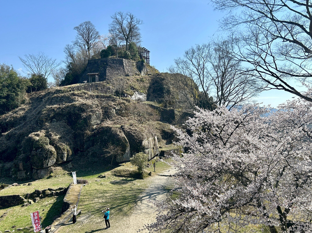 Naegi Castle Ruins-中津川市必去景点
