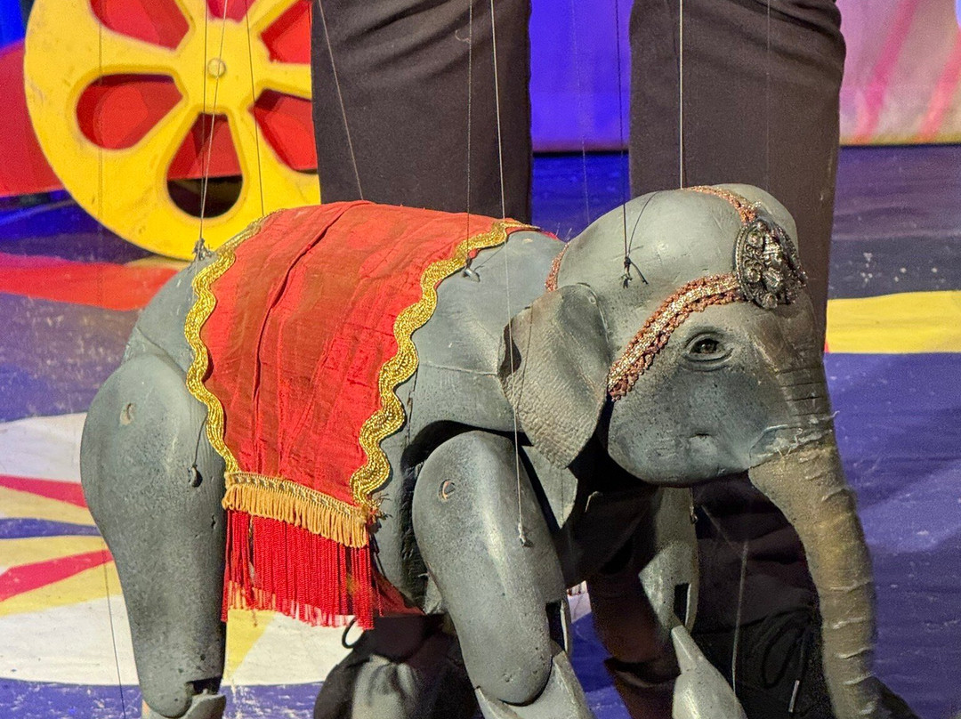 Upfront Puppet Theatre-彭里斯必去景点