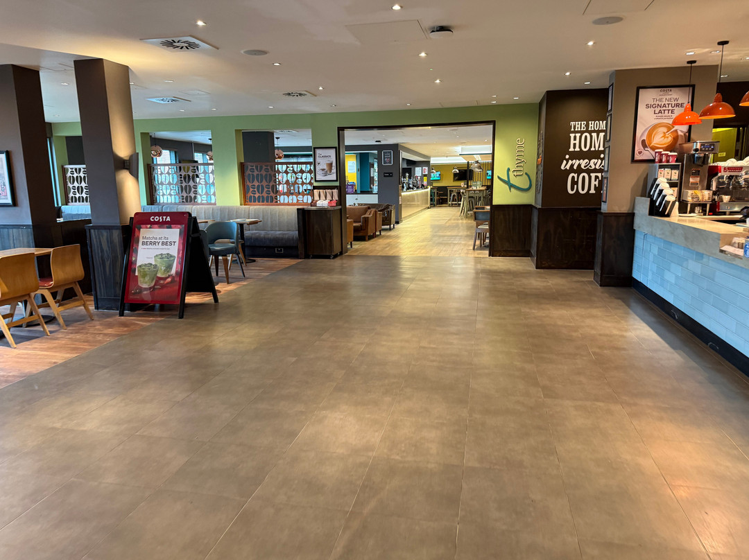 优品迎希思罗机场4号航站楼酒店主图