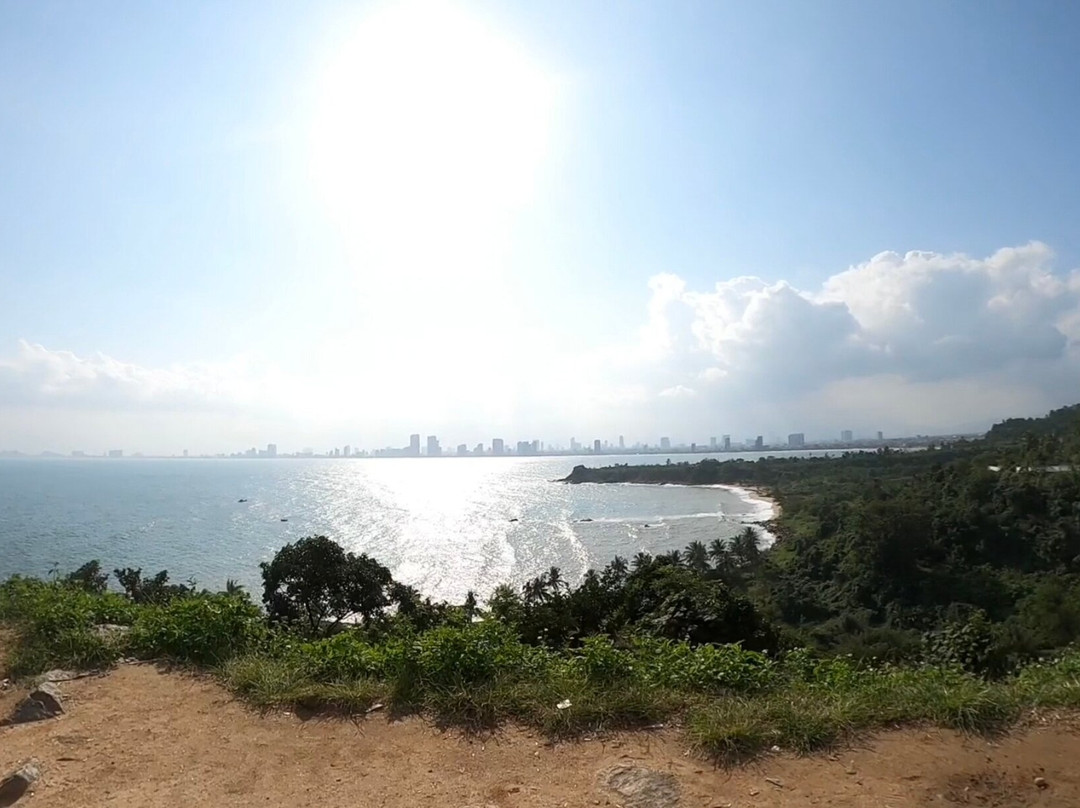 Son Tra Beach-岘港必去景点