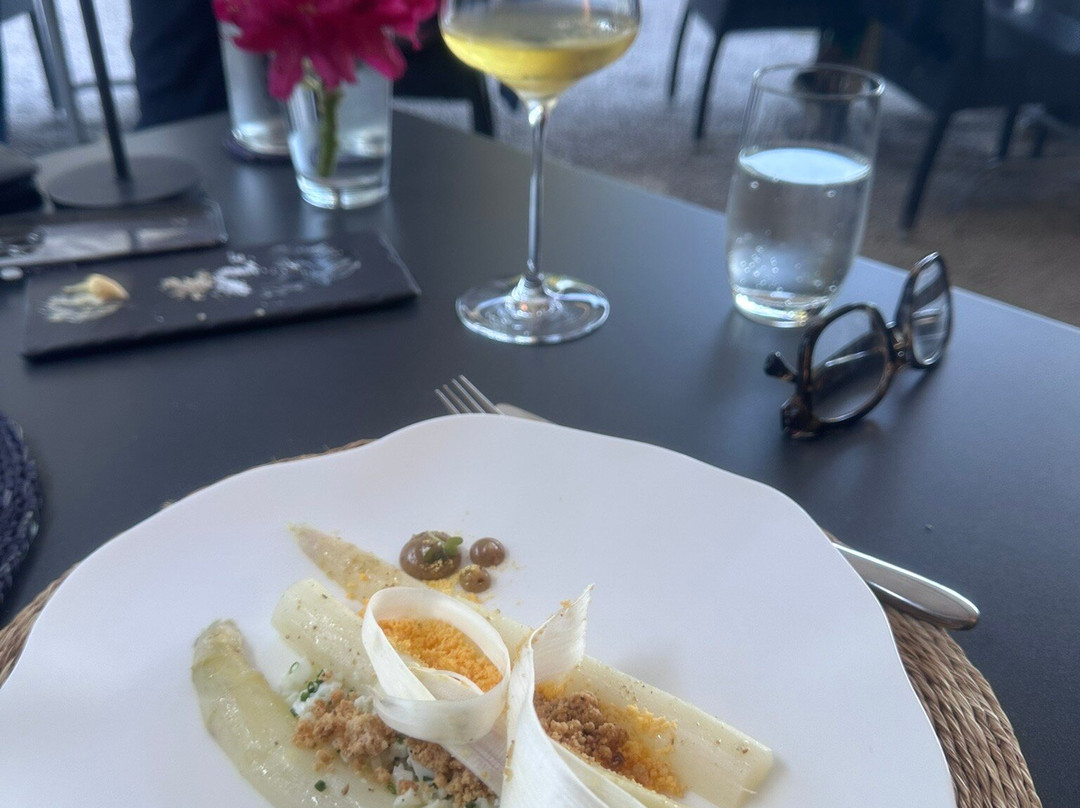 萨拉威克斯酒庄酒店主图