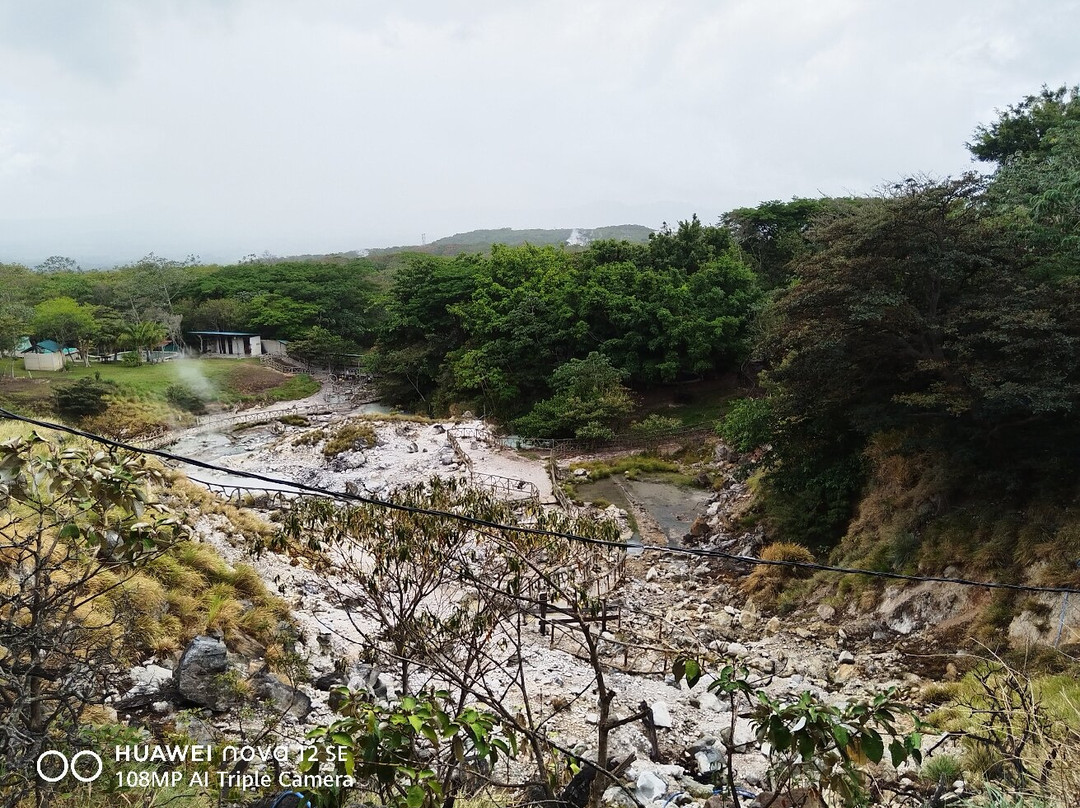 Las Hornillas Volcano Hot Springs-巴加塞斯區必去景点