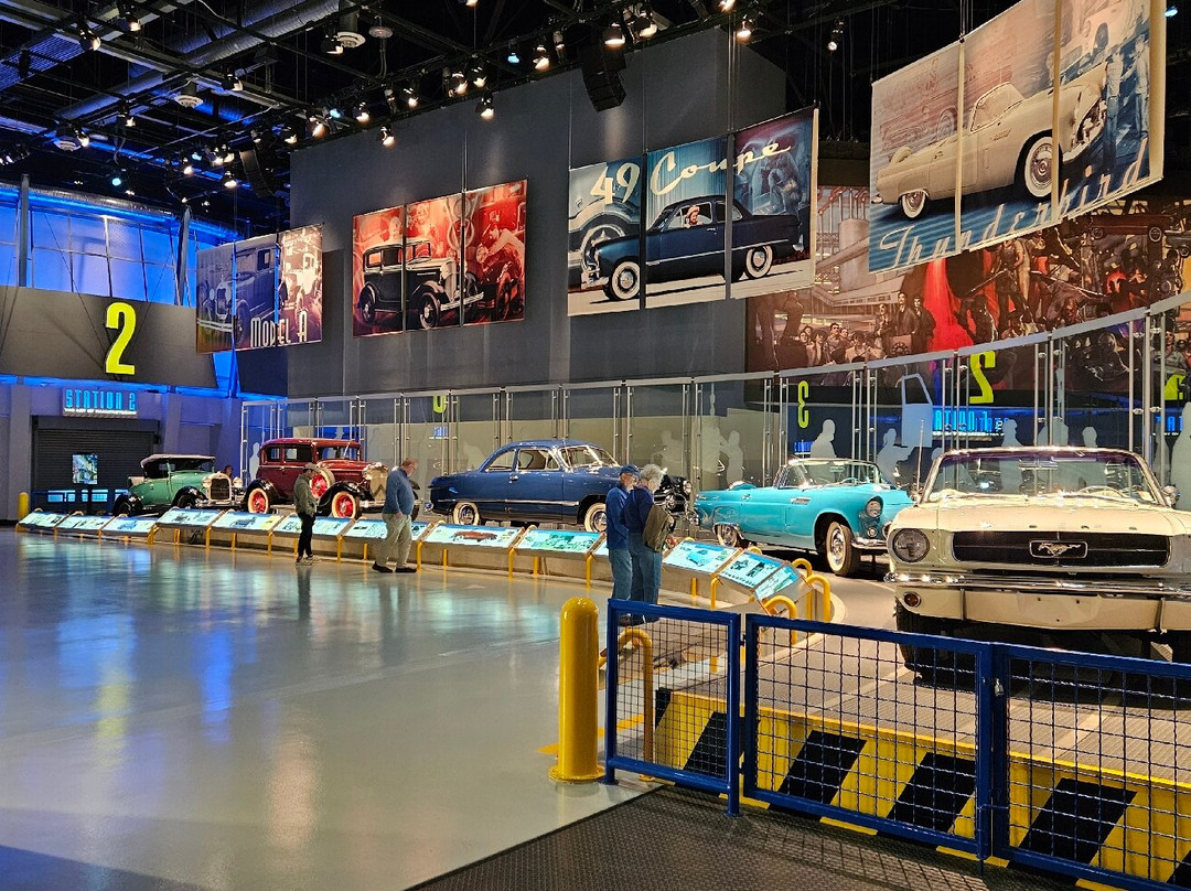 Ford Rouge Factory Tour-迪尔伯恩必去景点