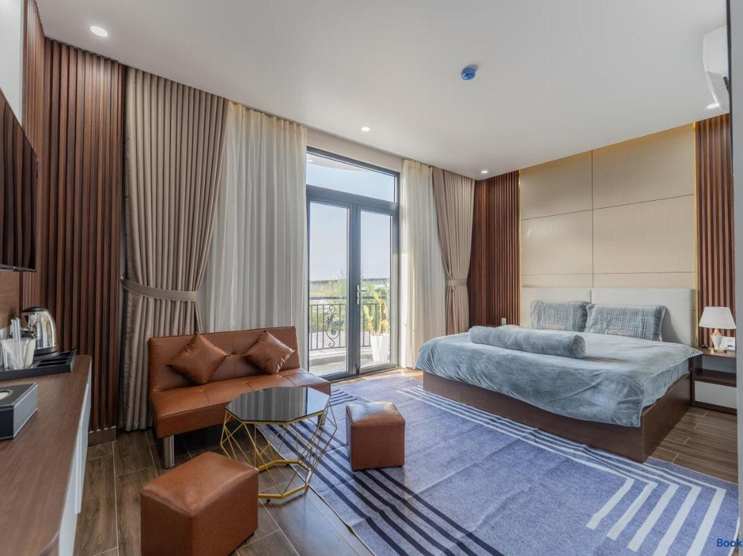 Loc Binh Hotel