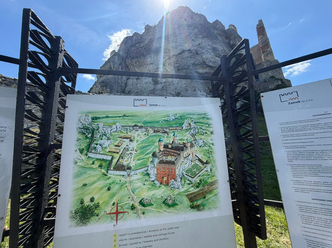 Ogrodzieniec Castle-Ogrodzieniec必去景点