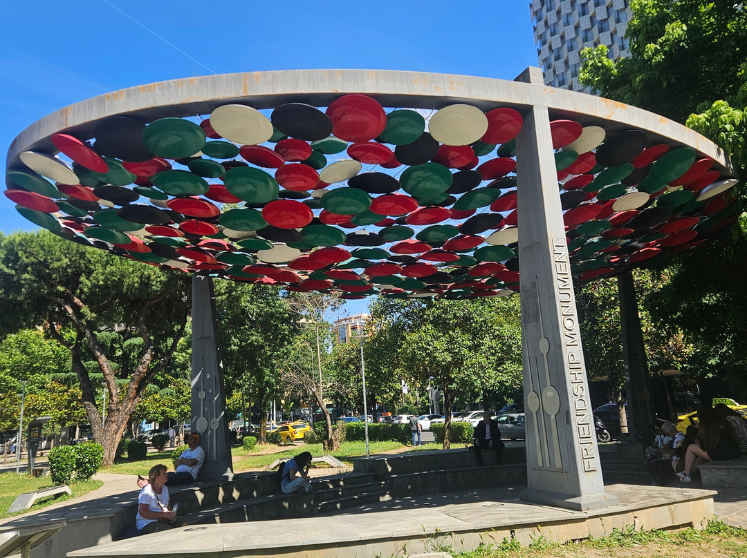 Friendship Monument-地拉那必去景点