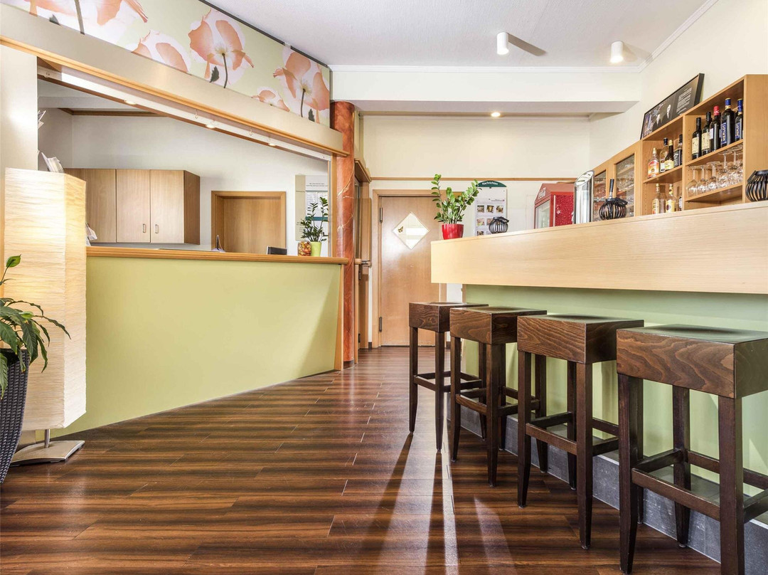 Mihla酒店住宿-宜必思爱森纳赫酒店