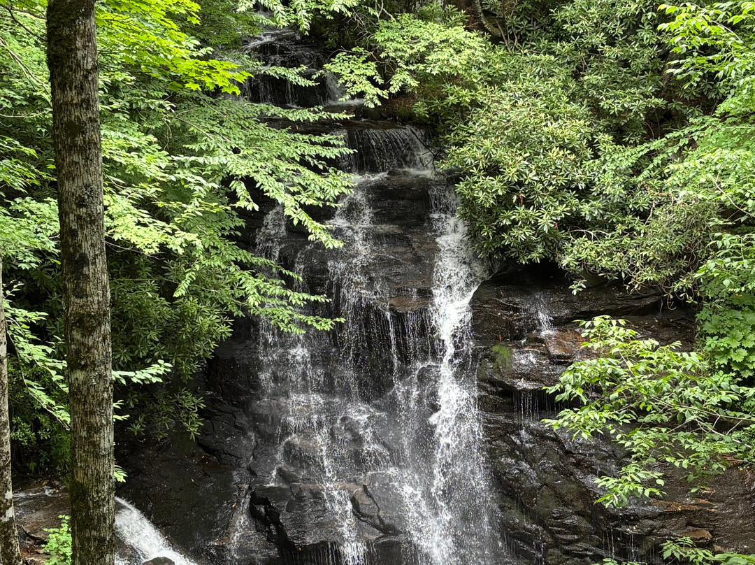 Soco Falls-Maggie Valley必去景点