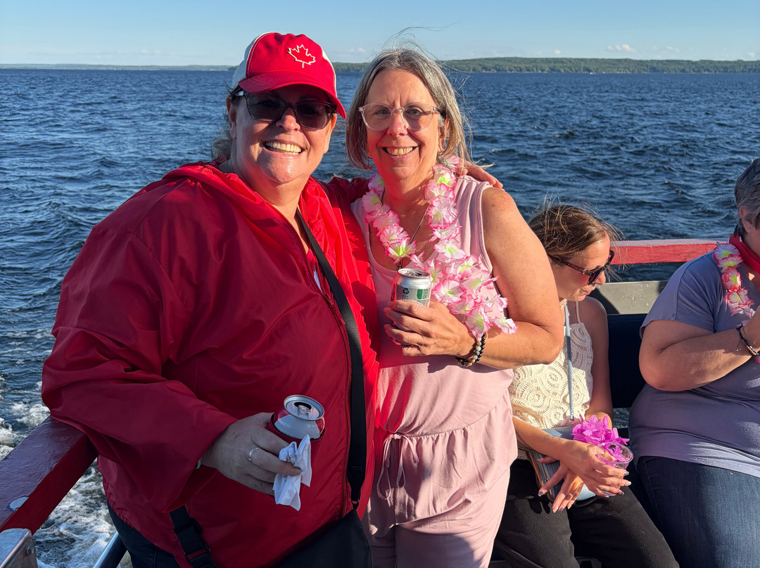 Dylan Lock Sunset Cruise & Concert-Penetanguishene必去景点