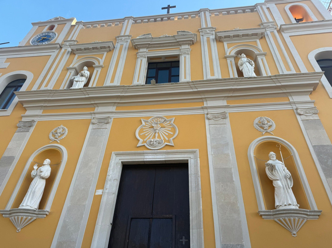 Sanctuary of the Holy Trinity - at the Split Mountain-加埃塔必去景点