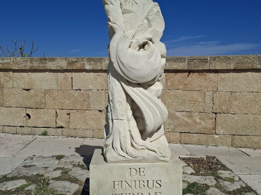 De Finibus Terrae K.m.0