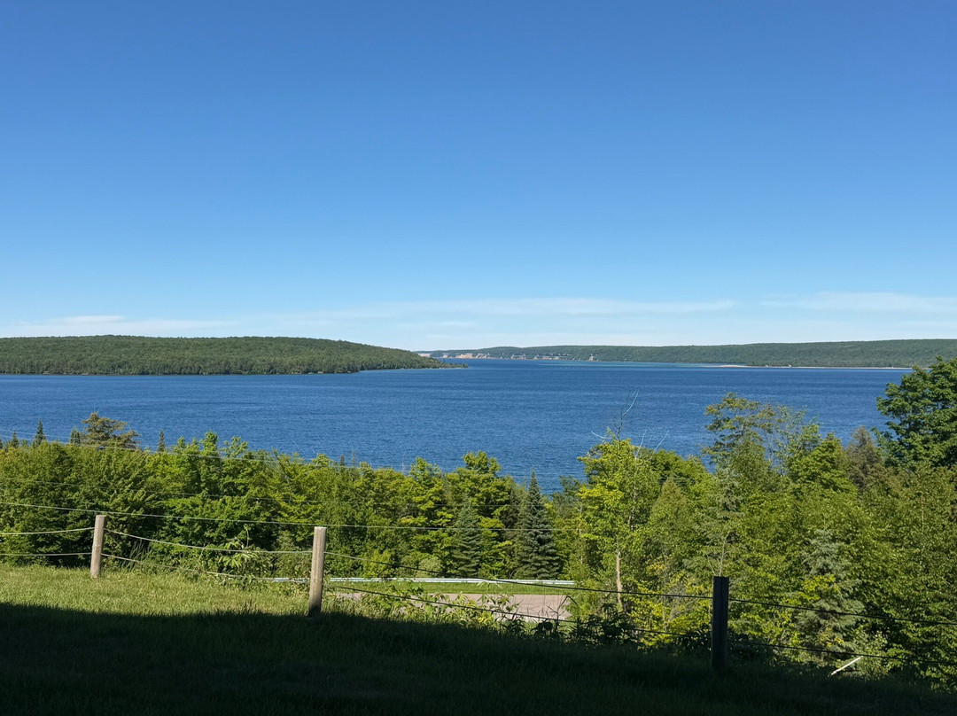 Holiday Inn Express MUNISING - 湖景主图