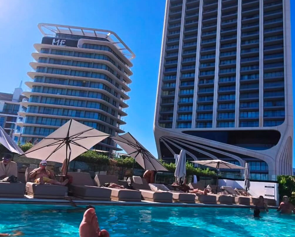 Flo Skypool