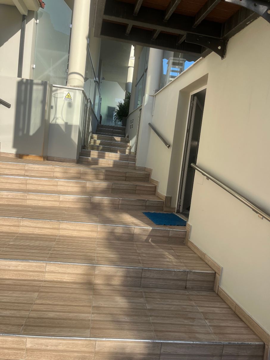 古维亚帕拉帕特吉卡斯公寓酒店-旅行者