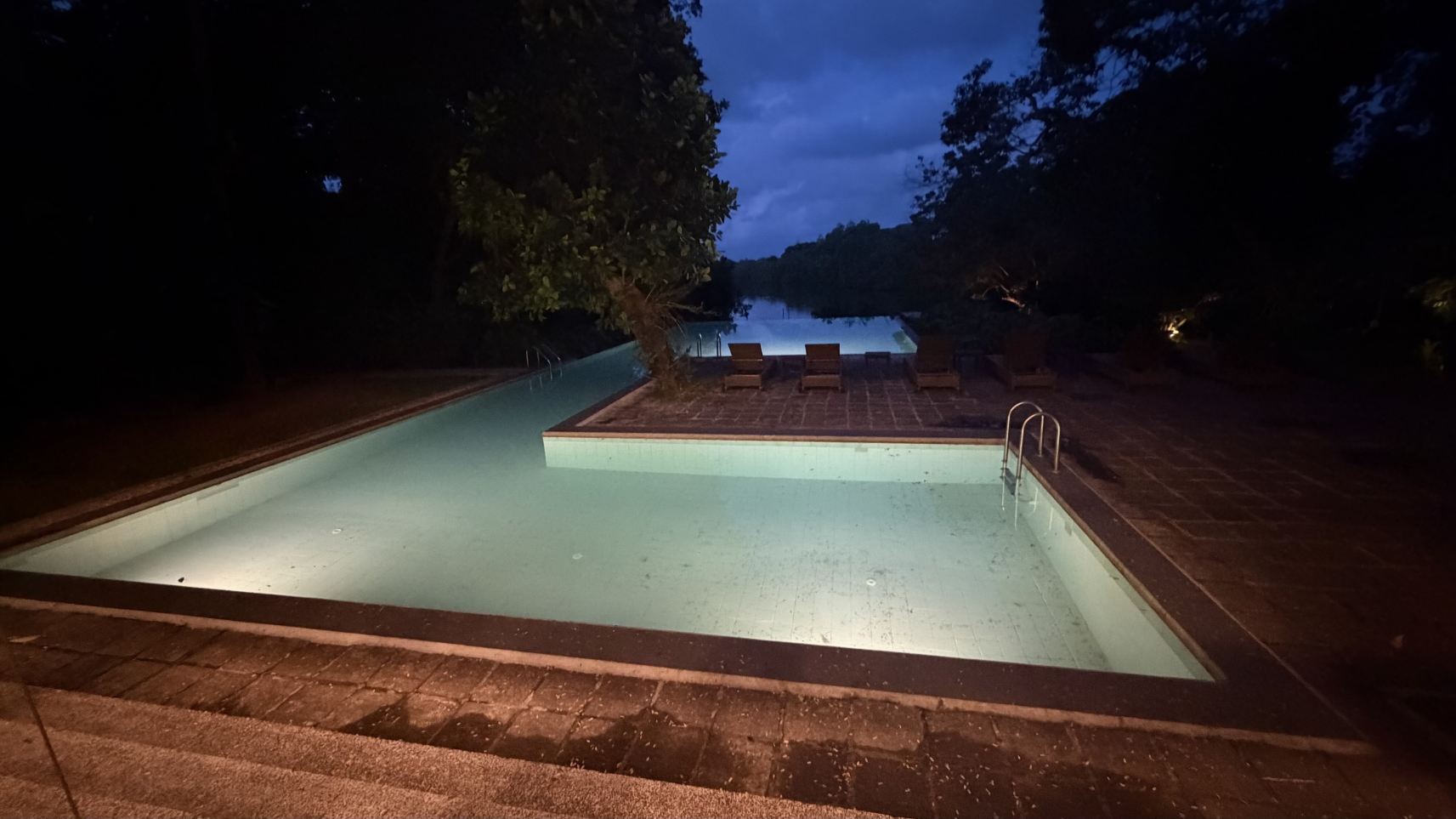 Roman Lake Ayurveda Resort-旅行者