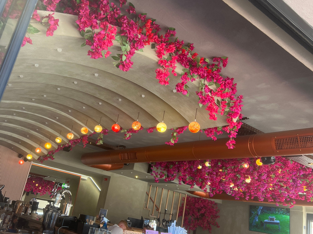 MOREiTZ All Day Restaurant Hersonissos
