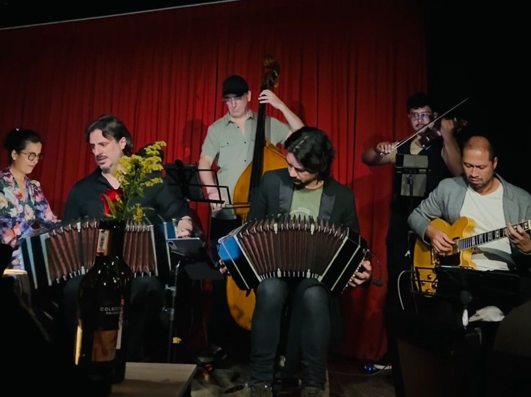 La Tanguería Parrilla Y Tango