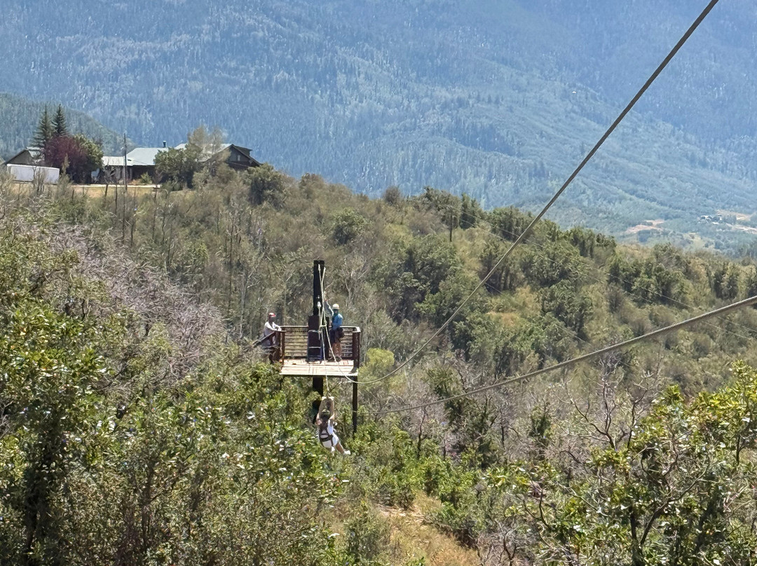 Steamboat Zipline Adventures-斯廷博特斯普林斯必去景点
