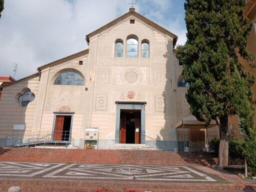 Chiesa di San Francesco-拉帕洛必去景点