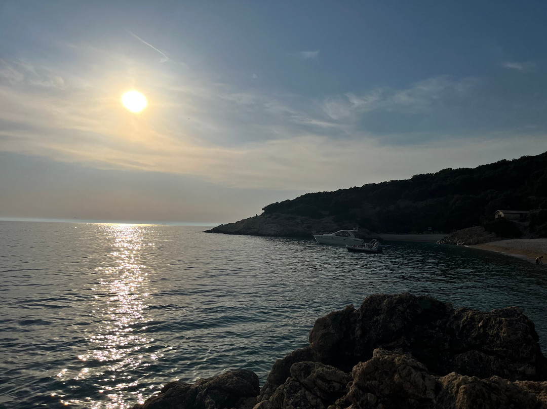 Plaža Sv. Ivan-Cres Island必去景点