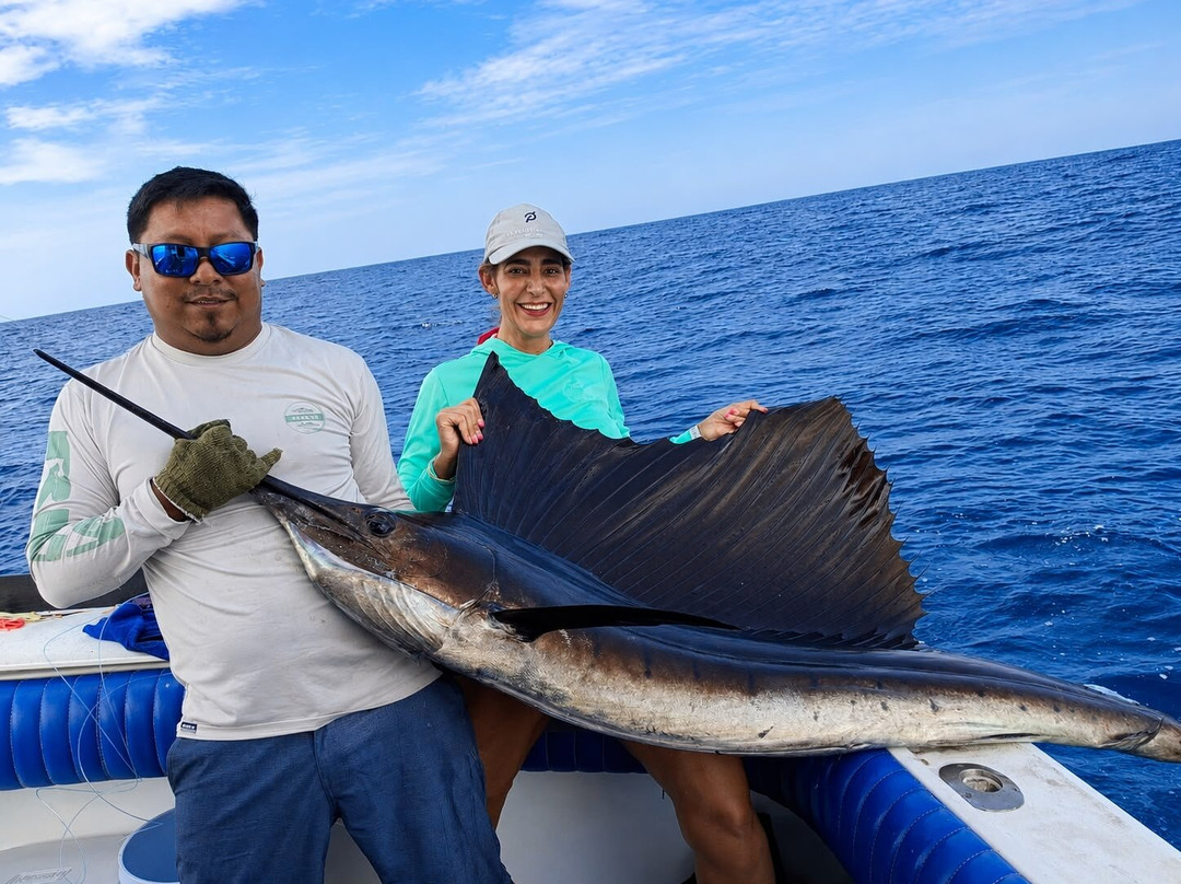 Fishing With Tico Huatulco-Crucecita必去景点