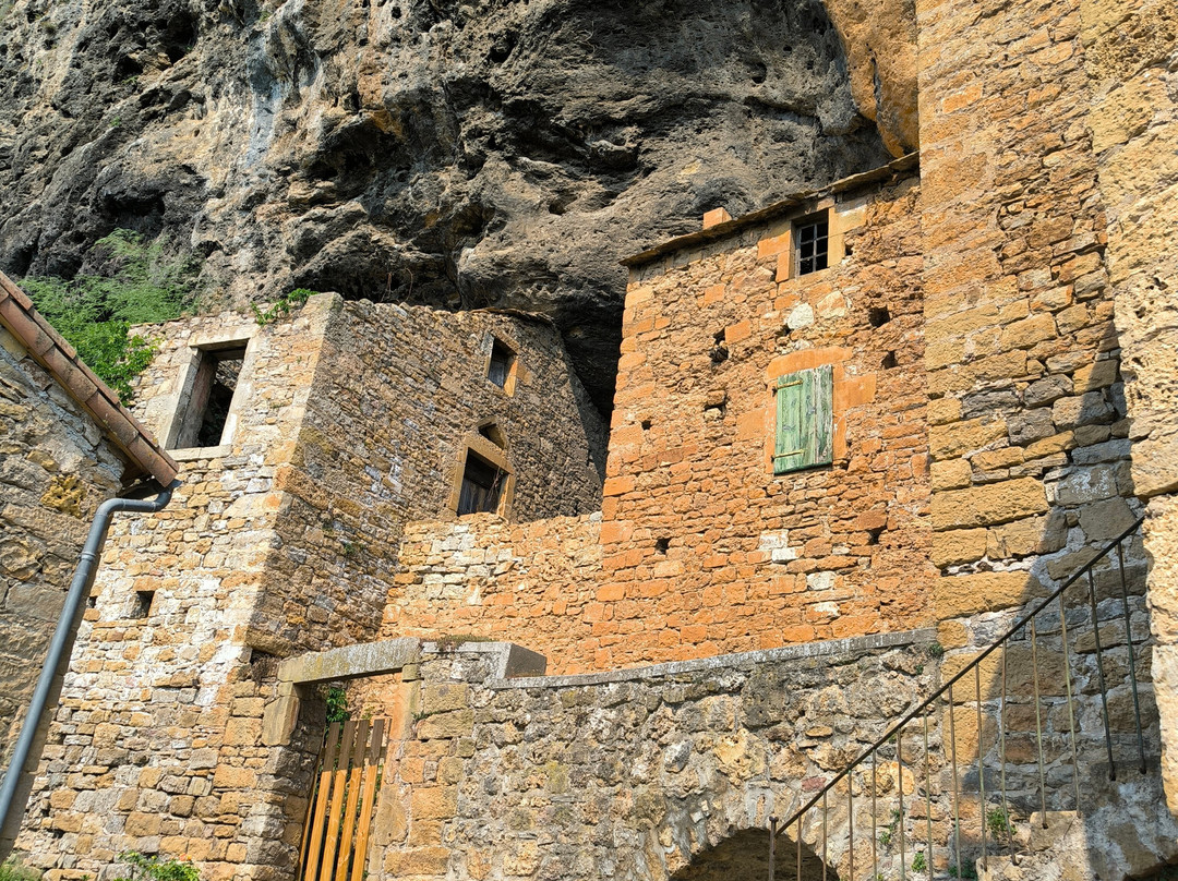 Peyre Village Aveyronnais troglodytique-Compregnac必去景点