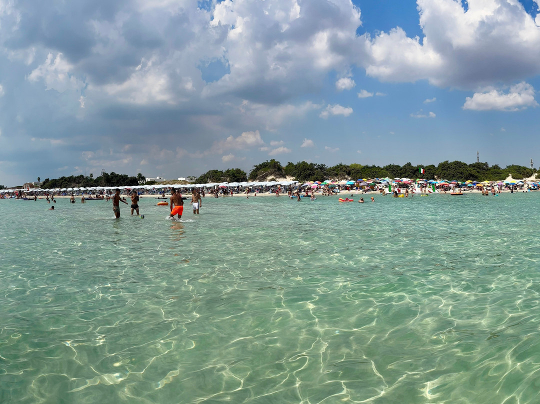 Spiaggia libera Scalo di Furno-切萨雷奥港必去景点