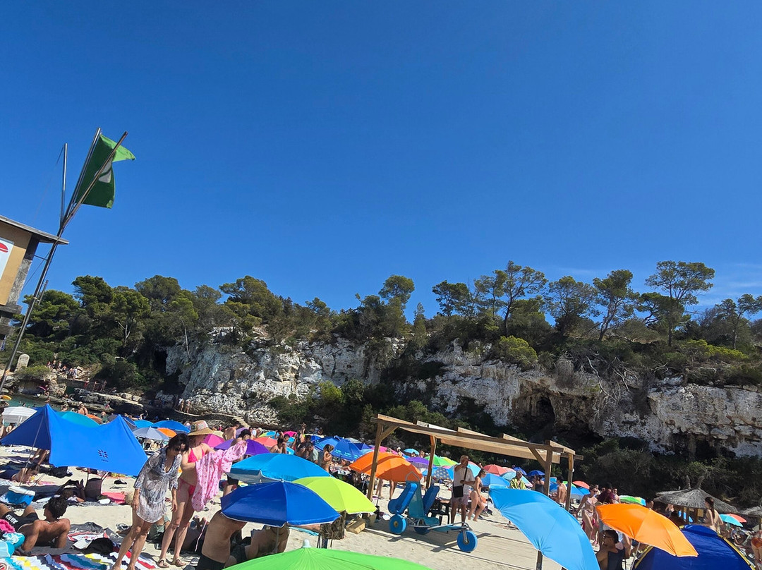 Cala Llombards-桑塔尼必去景点