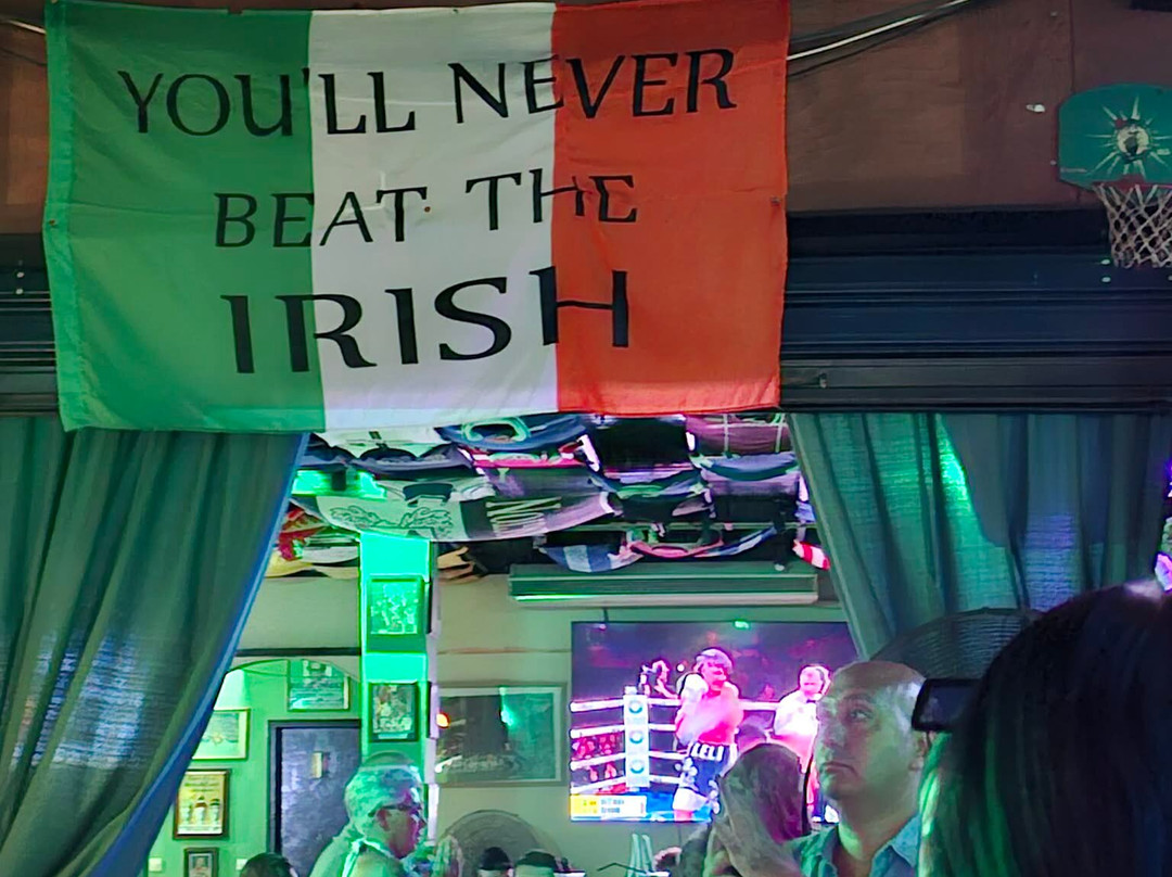 Scorers Irish & Sports Bar-Kavos必去景点
