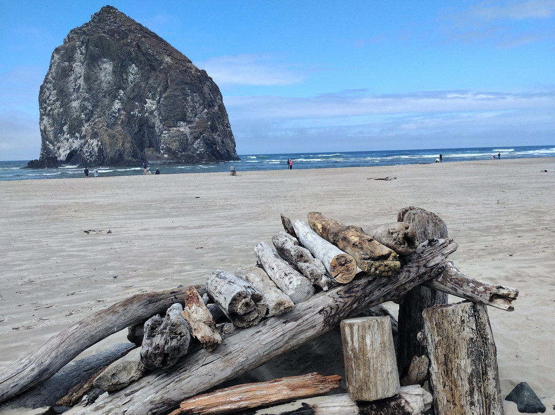Cannon Beach-坎农比奇必去景点
