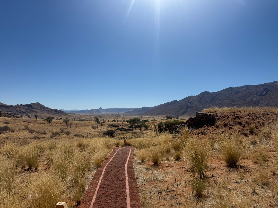 Barkhan Dune Retreat主图