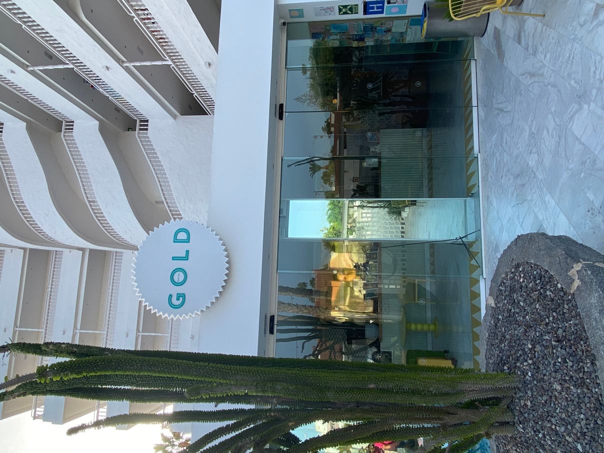 玛莉娜黄金海滩酒店-仅供成人-旅行者