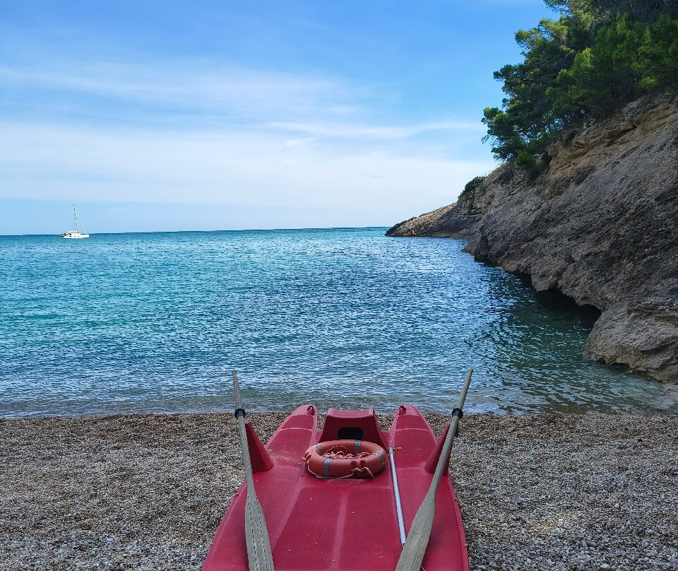 Spiaggia Pugnochiuso-维耶斯泰必去景点