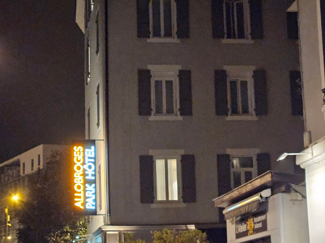 阿洛布罗基斯公园酒店主图