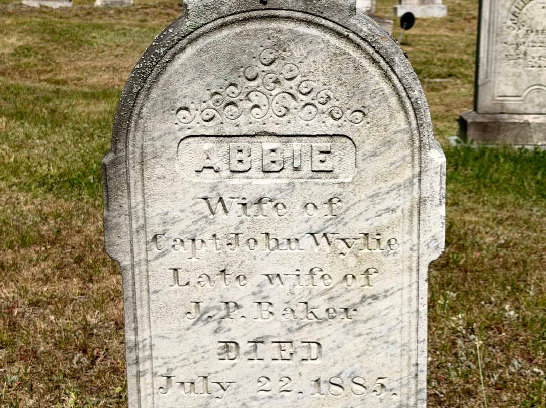 Wylie Cemetery-Boothbay必去景点