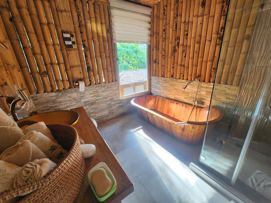 Bamboo Lodge主图
