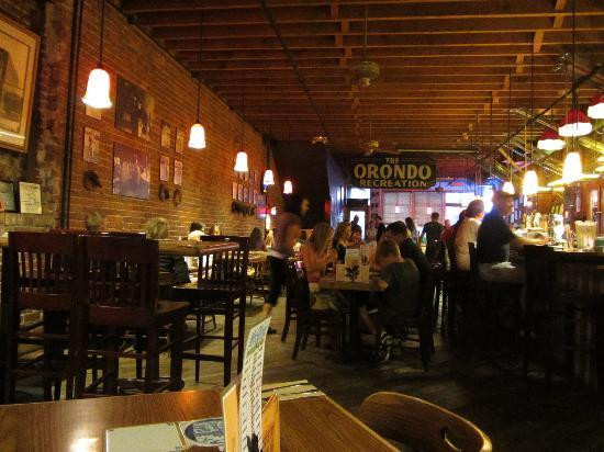 韦纳奇餐馆和美食-McGlinn's Public House