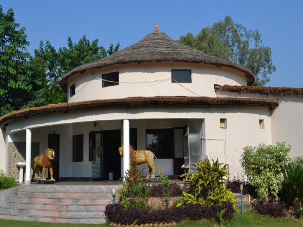 Corbett Crown Resort