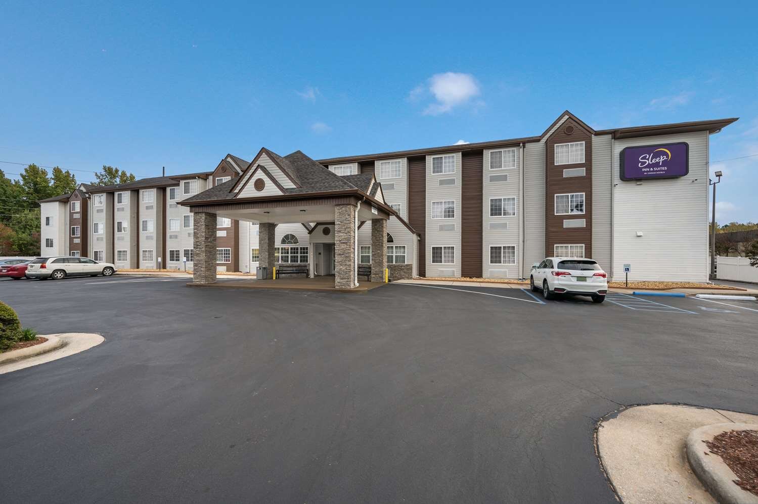 Sleep Inn & Suites-官方