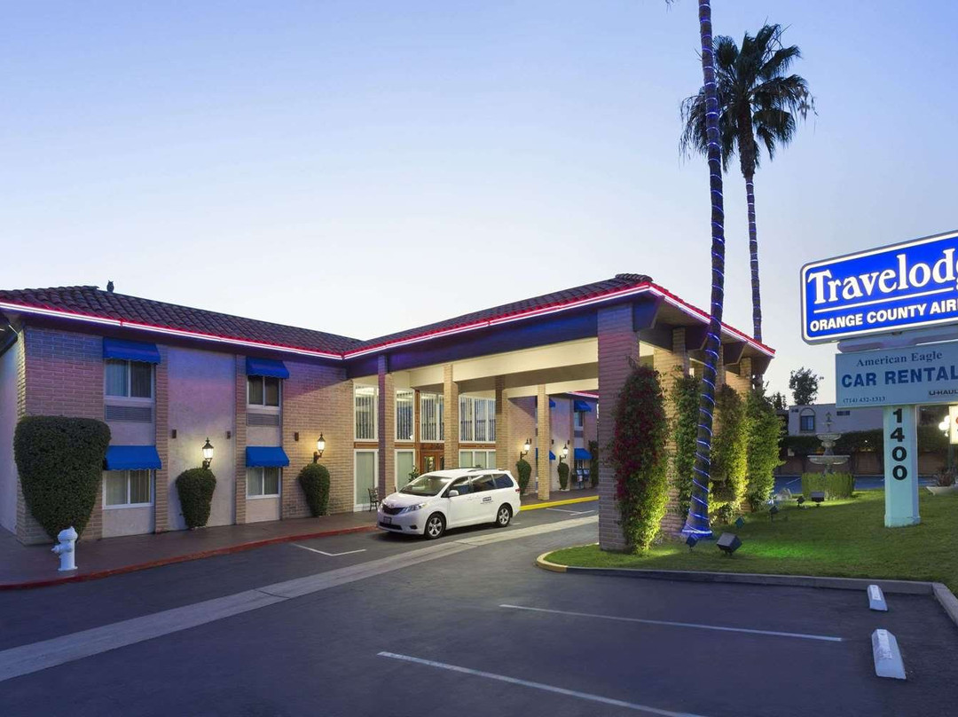 奥兰治县机场酒店主图